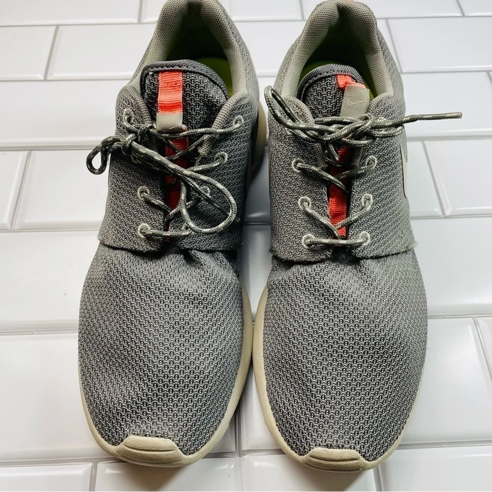 NIKE‎ WOMENS ROSHE RUN SNEAKER 511882-005 GRAY PINK SIZE 9